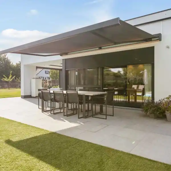 zonwering Oosternijkerk